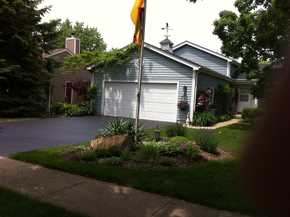 1st image of 17542 W Windslow Dr