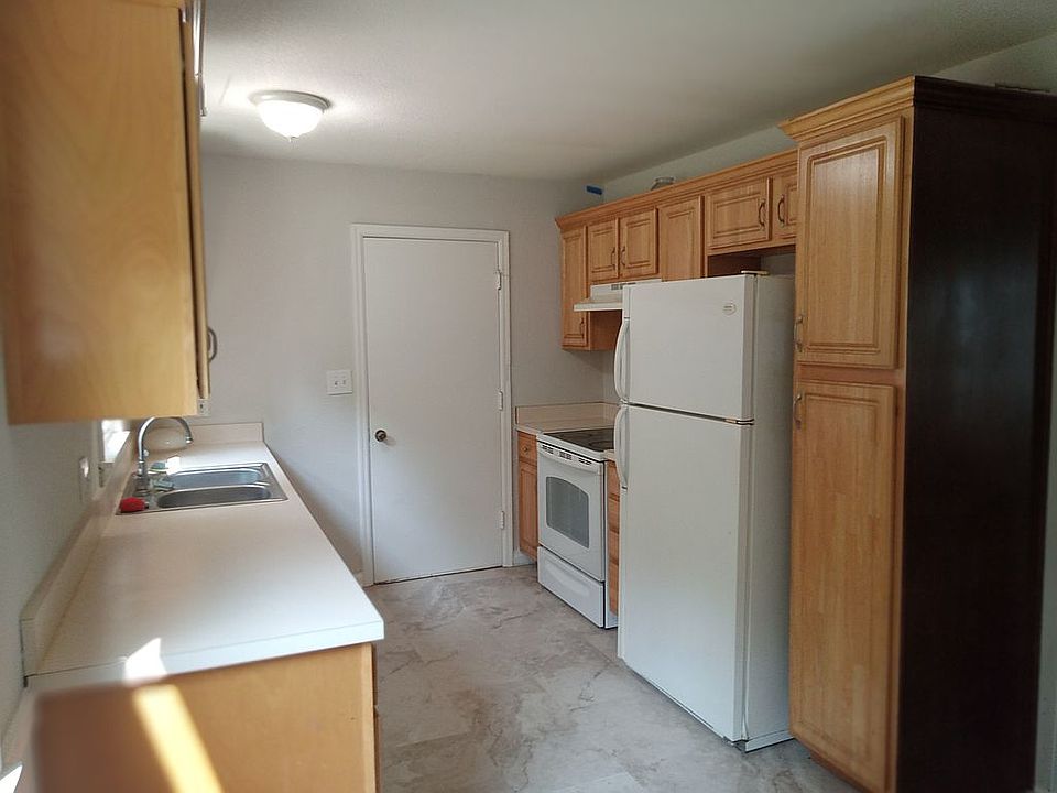 716 W Hurt St, Liberty, MO 64068 Zillow