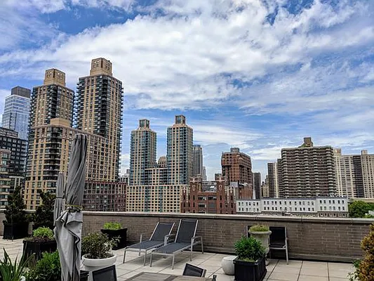 Rented by Triumph Property Group | media 10