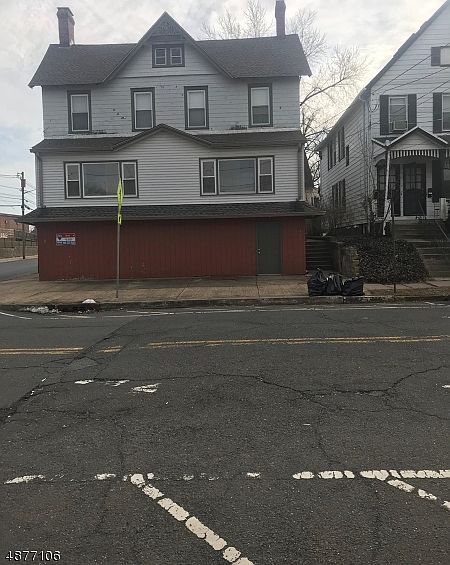 2nd image of 107-109 W Cliff St