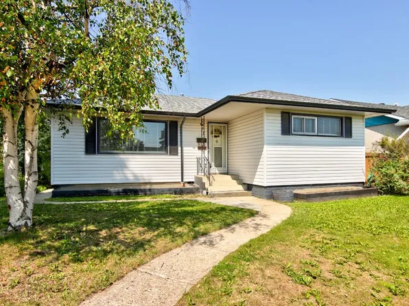 13224 122nd St NW #1A, Edmonton, AB T5L 0G3