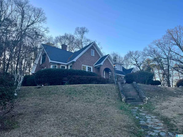 309 17th St N, Pell City, AL 35125