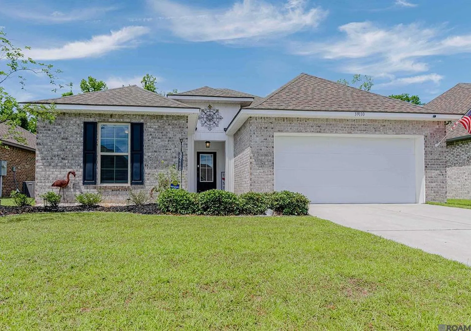 Modern 3 Bedroom Home with Private Backyard Views in Forestwood — Photo 1