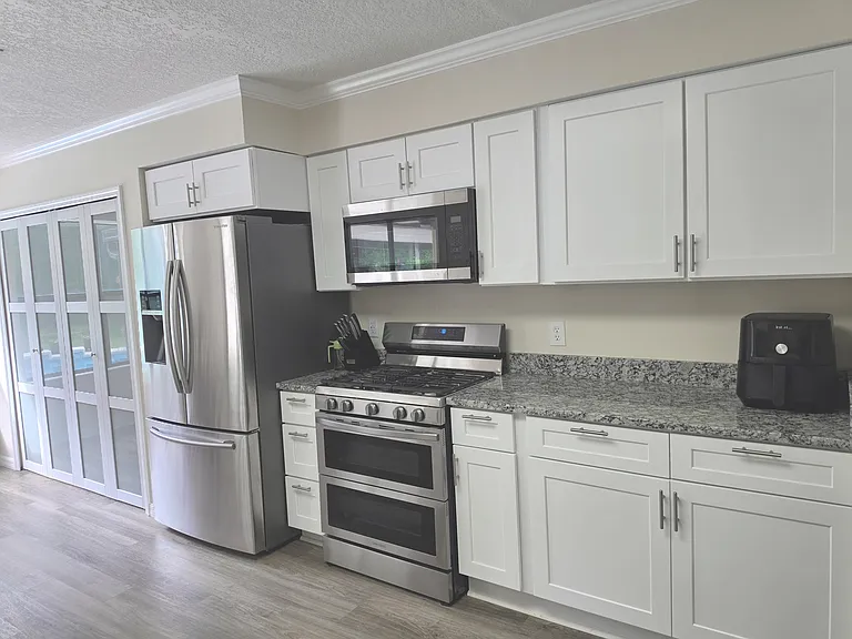 8234 Spencers Trace Dr — Photo 3