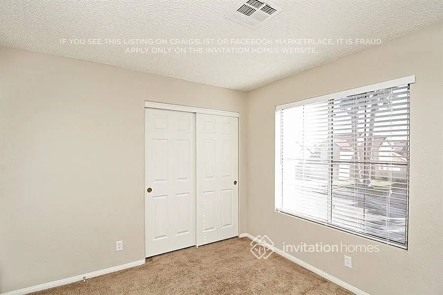 Building Photo - 3301 Hyannis Cir