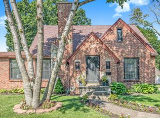 1109 Kenesaw Dr SE, East Grand Rapids, MI 49506