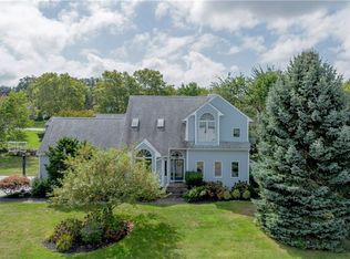 24 Dolly Dr, Bristol, RI 02809