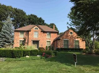 1742 Edinborough Dr, Rochester Hills, MI 48306