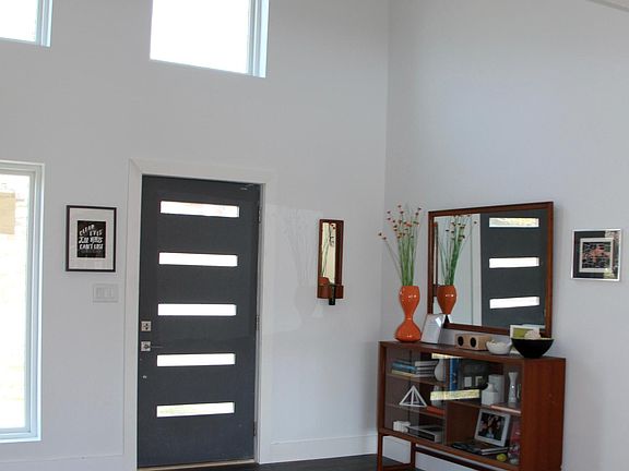 5th image of 6314 Crosswoods Cir
