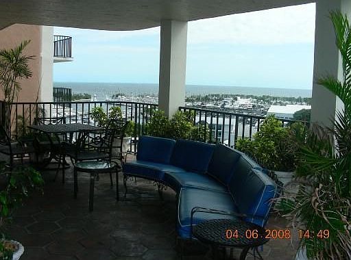 5th image of 2575 S Bayshore Dr APT 14B