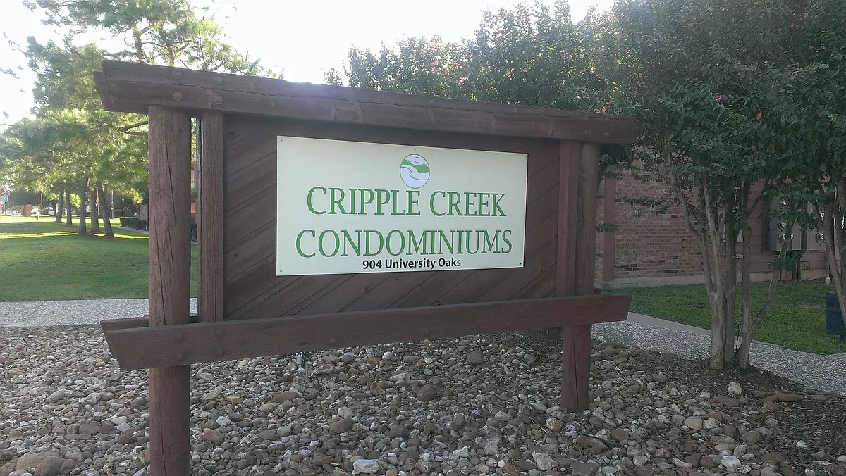 Photo 1 of 5 - 904 University Oaks Blvd #73 - College Station, TX Primary Photo - 904 University Oaks Blvd #73