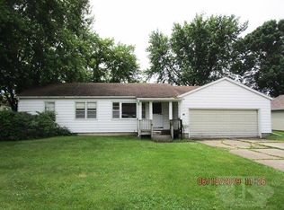 103 S 7th Ave W, Lake Mills, IA 50450
