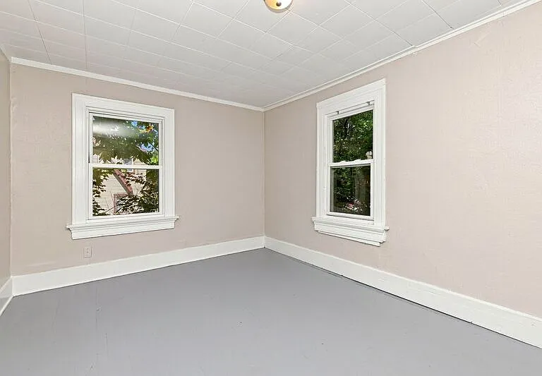 147 W Hudson Ave — Photo 10