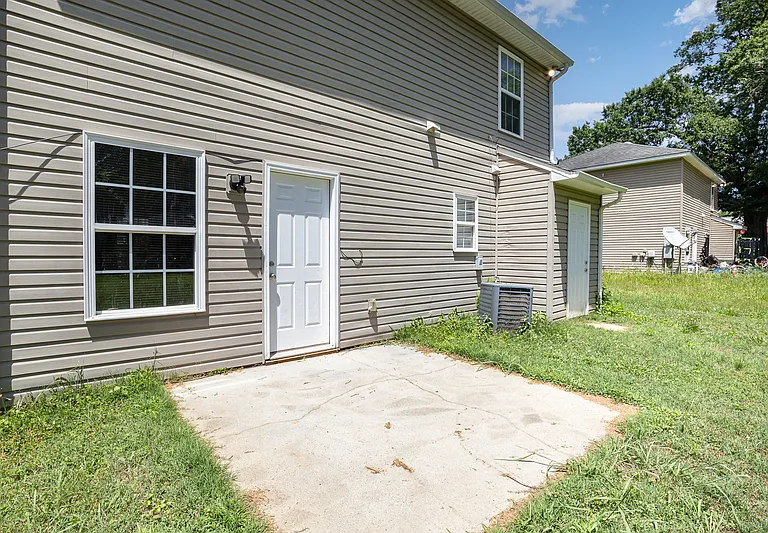 4206 Wilson Ln — Photo 26