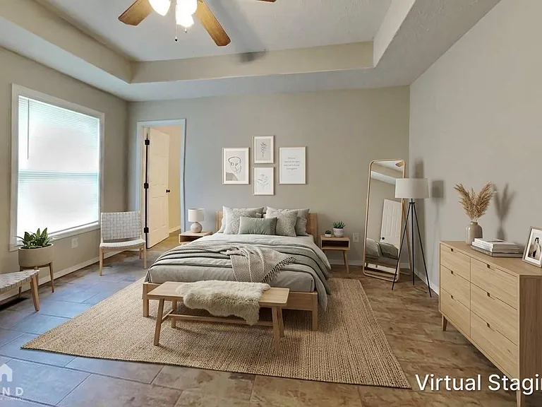 1003 W Snider St — Photo 3