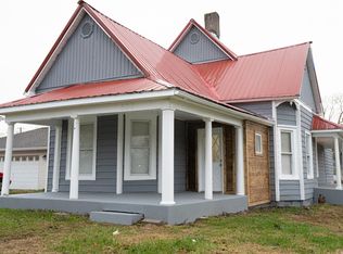 509 N Gill St, Carlisle, IN