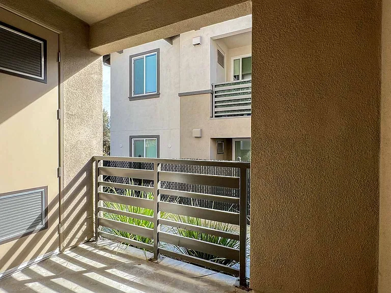 Ridgeway Apartments — Photo 20