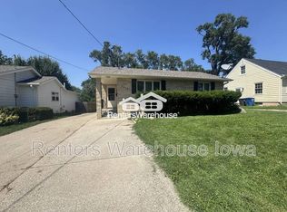 5813 Clark St, Des Moines, IA 50311