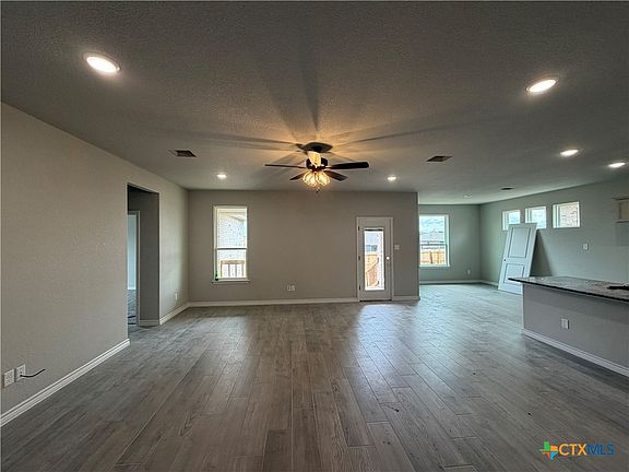 3rd image of 3110 Seeker St