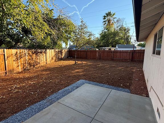 3rd image of 10376 El Grande Ct APT B