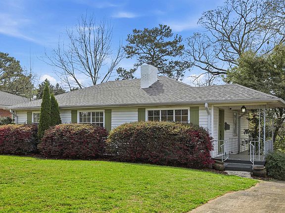 3rd image of 5956 Crestwood Cir