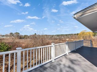 2 Diaz Dr, Raymond, NH 03077