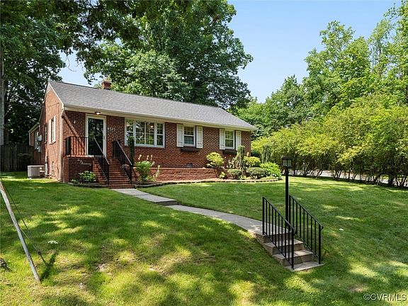 3rd image of 8525 Mark Lawn Dr