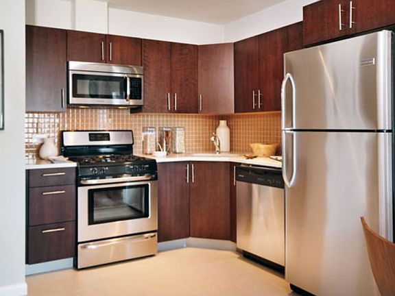 5th image of 2638 21st St APT 8K