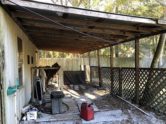 4th image of 8650 NW 168th Pl