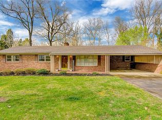 307 Fairview Rd, Thomasville, NC 27360