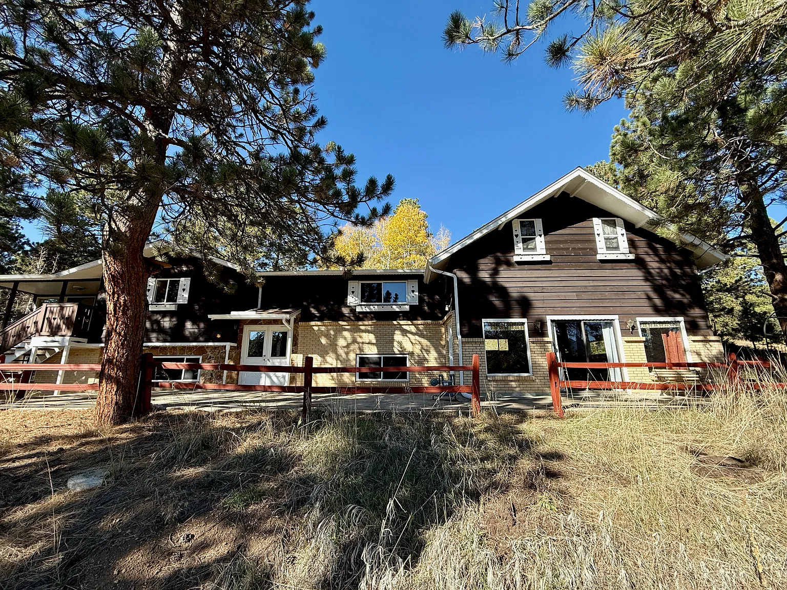 4 bed, 3108 sqft, $3,500 — Photo 1
