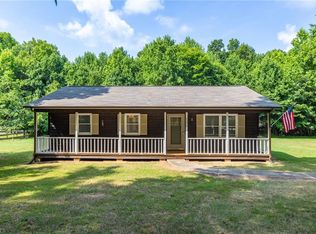 7336 Davis Country Rd, Randleman, NC 27317