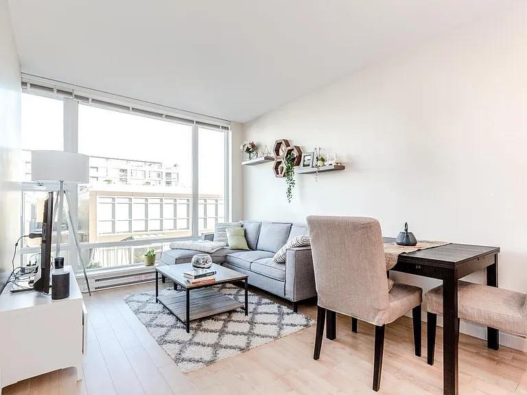 1919 Wylie St #612 — Photo 5