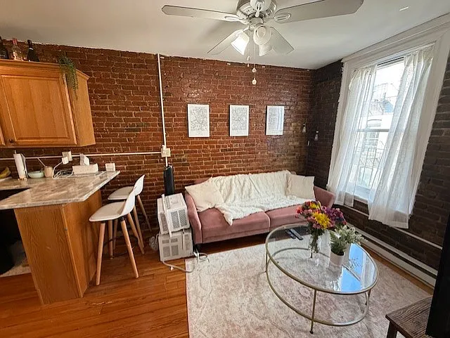 60 N Margin St #6 — Photo 3
