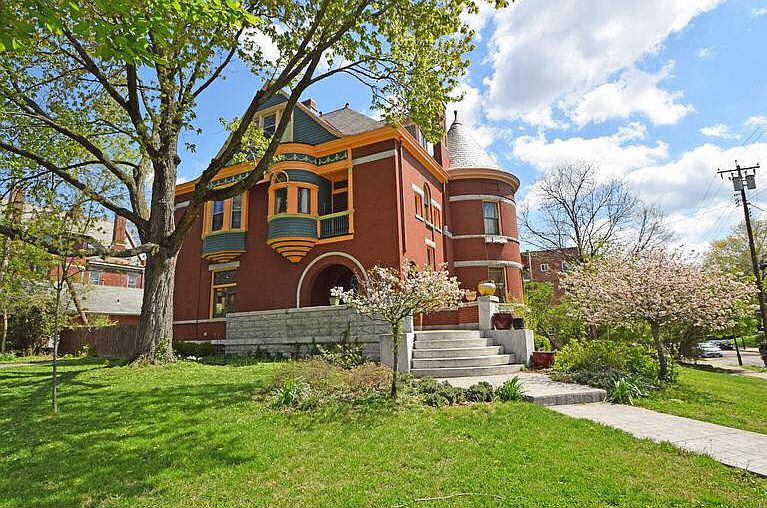 1st image of 3502 Telford St