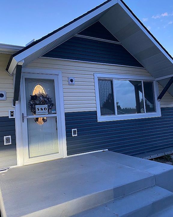 1st image of 580 Moonlite Dr