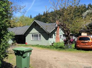 1215 S Water St, Silverton, OR 97381
