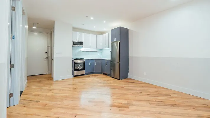 Rented by Nooklyn NYC LLC | media 19