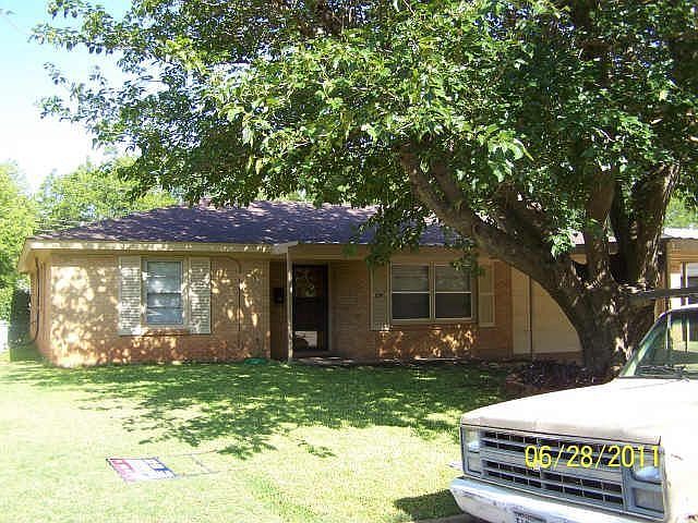 1st image of 1638 Bel Air Dr