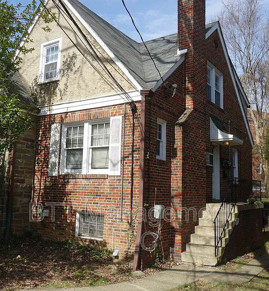806 Houston Ave #2 — Photo 42