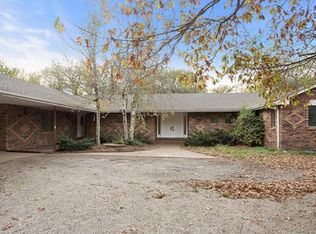 7 Kendi Ln, Belton, MO 64012