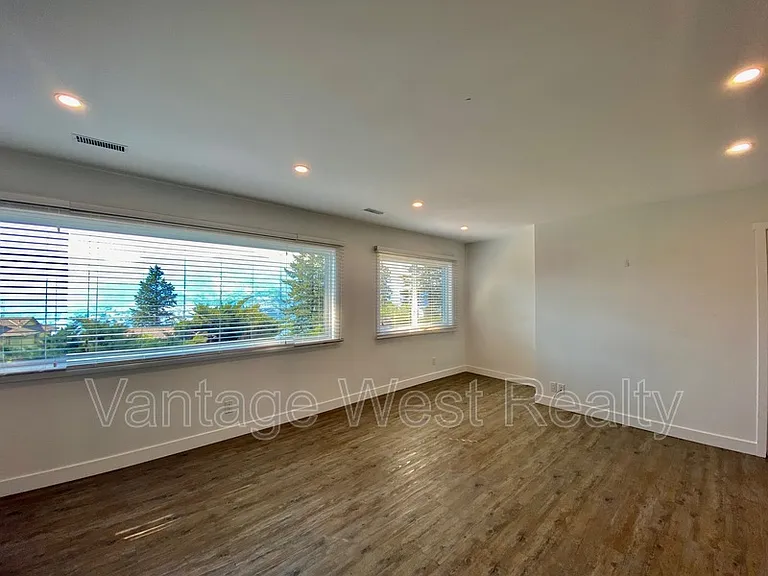 105B Boppart Ct — Photo 7