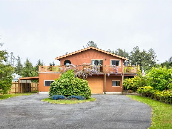 4th image of 221 Overlake St NE