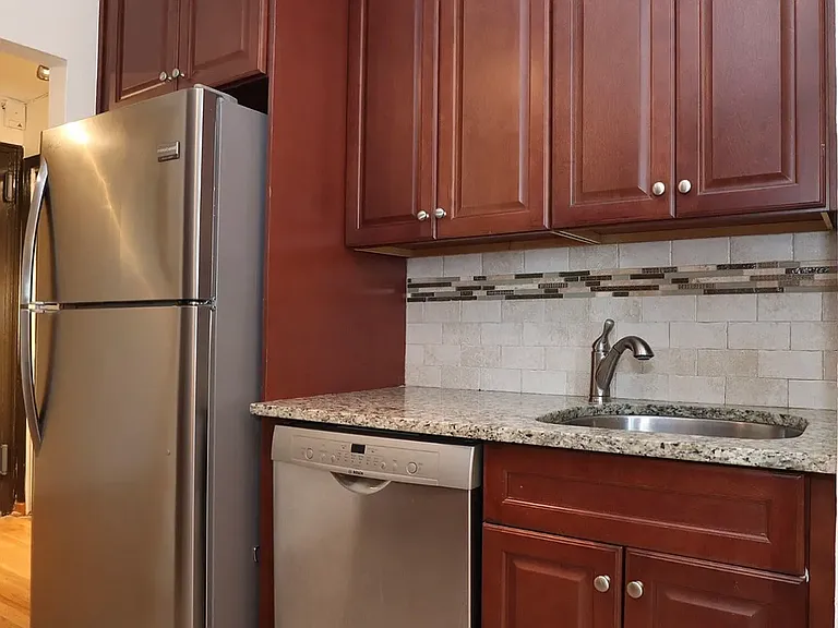 36 Hamilton Ave #5E — Photo 12