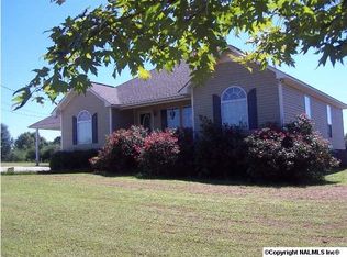 1033 Smith Chapel Rd, Boaz, AL 35956