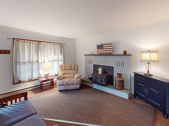 4th image of 130 Sunnylands Rd