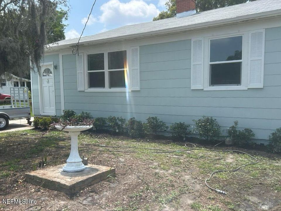 1st image of 224 E 45TH Street