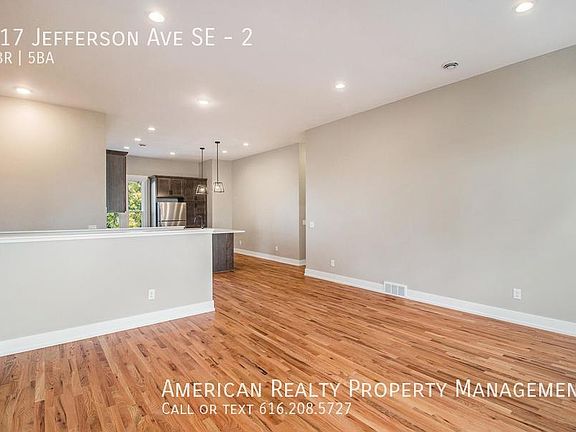 4th image of 617 Jefferson Ave SE #2