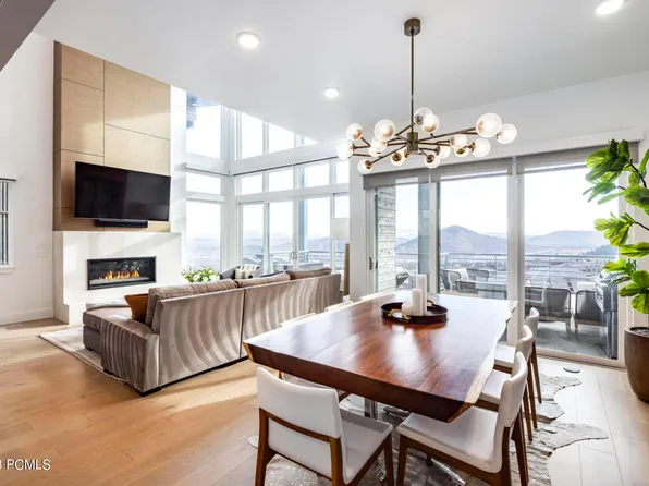 2752 High Mountain Rd #2002, Park City, UT 84098