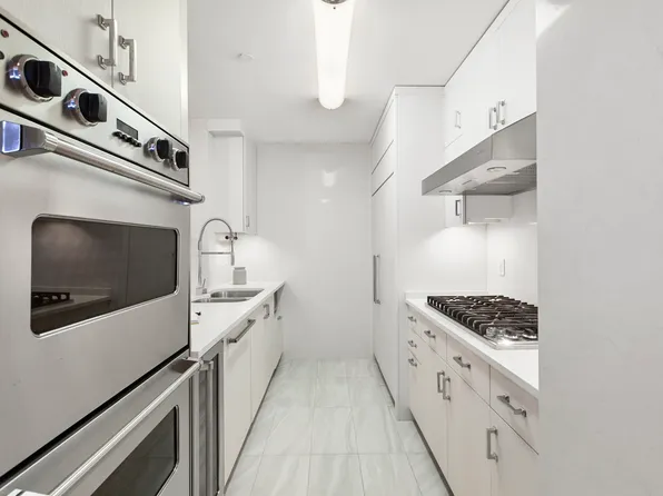 205 West 76th Street 304 image 3 of 21